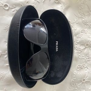 Prada Sunglasses (SPR 09G 6413 1AB-1A1)